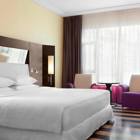 Four Points By Sheraton Le Verdun Beirut Exterior foto